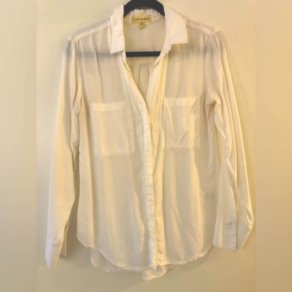 Cloth & Stone Long Sleeve Button Down!! Sz S, White!